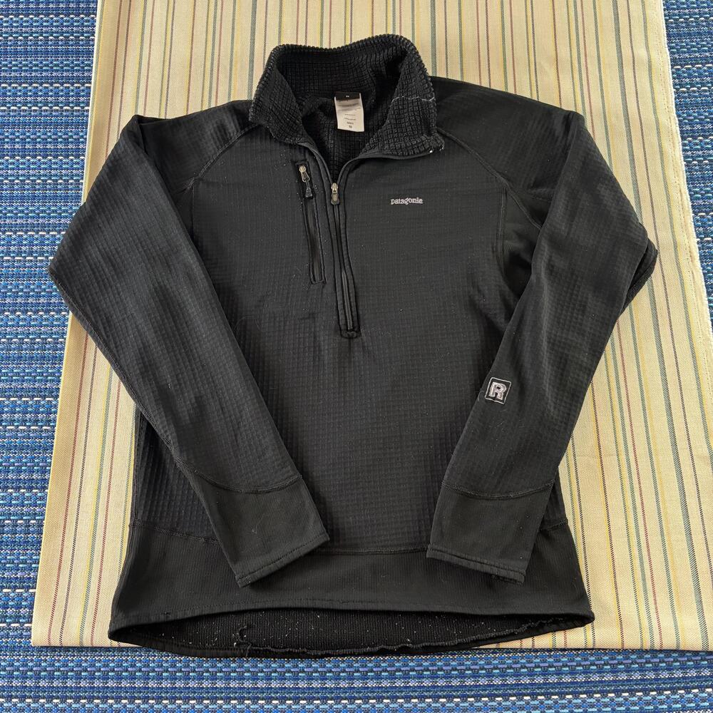 Vintage Patagonia R1 Pullover Mens Medium Black Fleece Quarter Zip USA 2000s